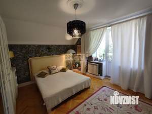 Дом 160м², 2-этажный, участок 5 сот.  