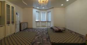 Дом 458м², 3-этажный, участок 7 сот.  