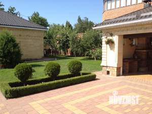 Дом 350м², 2-этажный, участок 9 сот.  