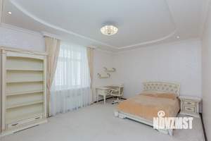 Дом 390м², 2-этажный, участок 12 сот.  