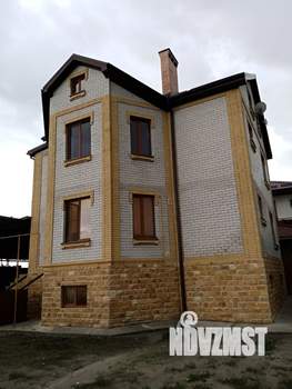 Дом 200м², 2-этажный, участок 10 сот.  