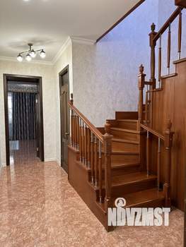 Дом 273м², 2-этажный, участок 5 сот.  