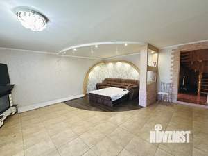 Дом 150м², 2-этажный, участок 7 сот.  