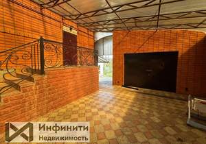 Дом 210м², 3-этажный, участок 5 сот.  