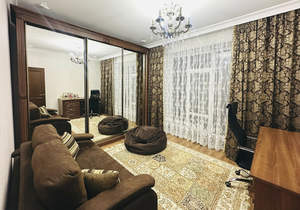 Дом 211м², 2-этажный, участок 3 сот.  