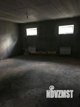 Дом 360м², 2-этажный, участок 5 сот.  