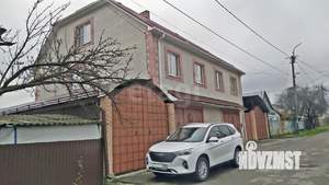 Дом 159м&sup2;, 3-этажный, участок 5 сот.  