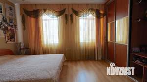 Дом 261м², 2-этажный, участок 9 сот.  