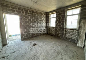 Дом 800м², 2-этажный, участок 10 сот.  