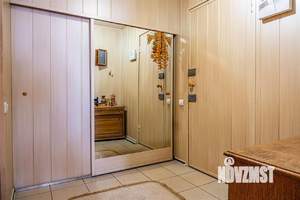 Дом 236м², 2-этажный, участок 6 сот.  