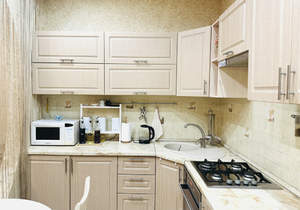 Дом 300м&sup2;, 2-этажный, участок 8 сот.  