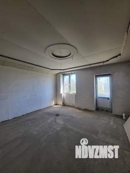 Дом 330м², 2-этажный, участок 10 сот.  