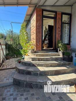 Дом 206м², 2-этажный, участок 8 сот.  