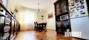 Дом 265м², 2-этажный, участок 6 сот.  