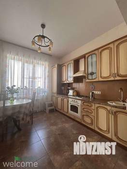 Дом 217м², 2-этажный, участок 6 сот.  