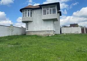 Дом 142м², 2-этажный, участок 9 сот.  