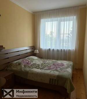 Дом 220м², 3-этажный, участок 1 сот.  