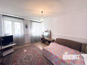 Дом 270м², 2-этажный, участок 10 сот.  