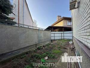 Дом 214м², 3-этажный, участок 6 сот.  