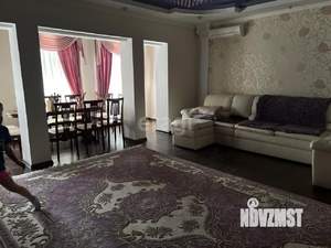 Дом 288м², 2-этажный, участок 13 сот.  