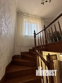 Дом 273м², 2-этажный, участок 5 сот.  