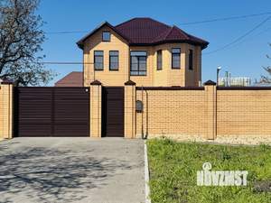 Дом 220м², 2-этажный, участок 6 сот.  