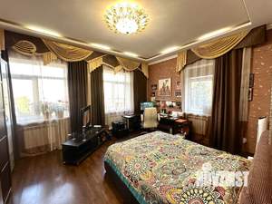 Дом 250м², 2-этажный, участок 6 сот.  