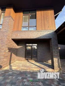 Дом 221м², 2-этажный, участок 5 сот.  