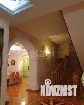 Дом 450м², 3-этажный, участок 5 сот.  