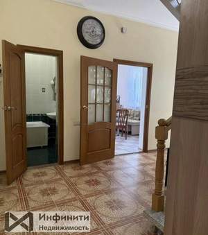 Дом 220м², 3-этажный, участок 1 сот.  