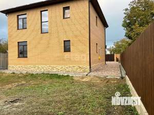 Дом 220м², 2-этажный, участок 6 сот.  