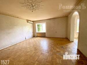 Дом 253м², 2-этажный, участок 8 сот.  