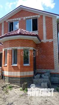 Дом 128м&sup2;, 2-этажный, участок 3 сот.  