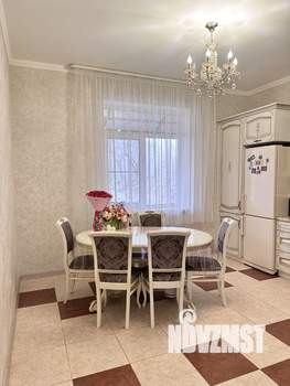Дом 150м², 2-этажный, участок 6 сот.  
