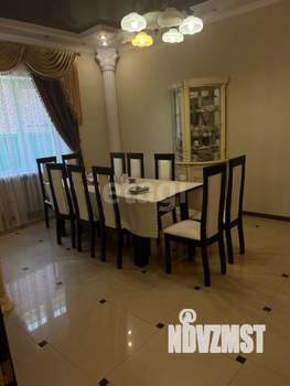 Дом 288м², 2-этажный, участок 13 сот.  