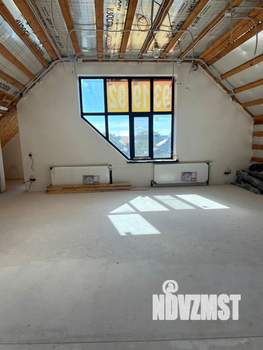 Дом 335м², 3-этажный, участок 10 сот.  