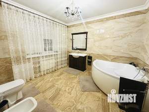 Дом 211м², 2-этажный, участок 3 сот.  