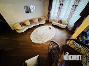 Дом 500м², 2-этажный, участок 10 сот.  