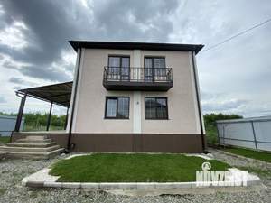Дом 220м², 2-этажный, участок 6 сот.  