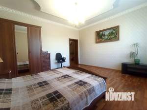 Таунхаус 194м², 3-этажный, участок 3 сот.  