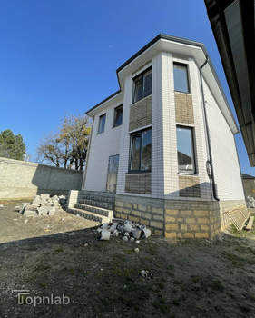 Дом 100м², 2-этажный, участок 0 сот.  