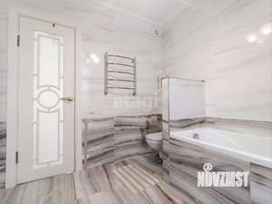 Дом 228м², 2-этажный, участок 5 сот.  