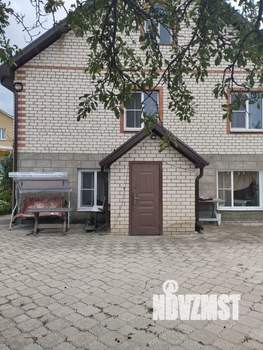 Дом 180м², 2-этажный, участок 10 сот.  