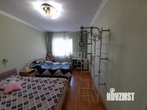 Дом 280м², 3-этажный, участок 6 сот.  