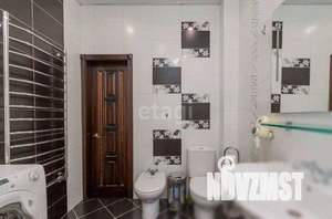 Дом 207м², 2-этажный, участок 2 сот.  