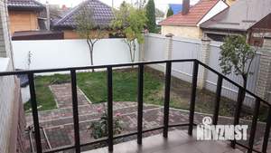 Дом 251м², 3-этажный, участок 5 сот.  