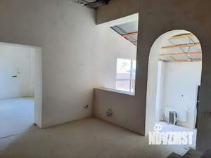 Дом 270м², 3-этажный, участок 8 сот.  