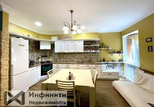 Дом 190м², 2-этажный, участок 5 сот.  