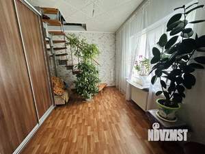 Дом 277м², 2-этажный, участок 6 сот.  