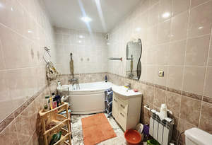 Дом 270м², 2-этажный, участок 10 сот.  